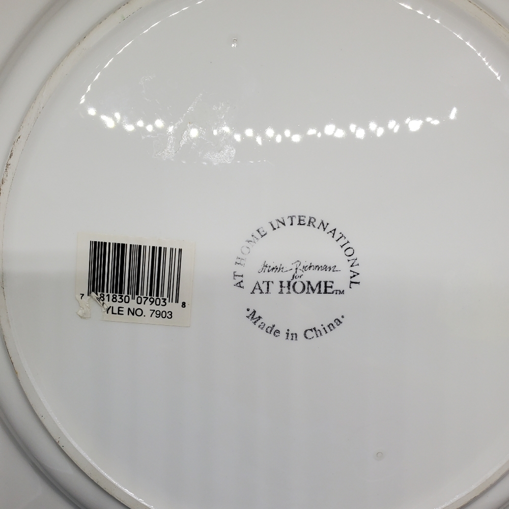 At Home International Holiday Plate Winter Snowmen Reindeer ~Pre-Owned - Picture 9 of 10